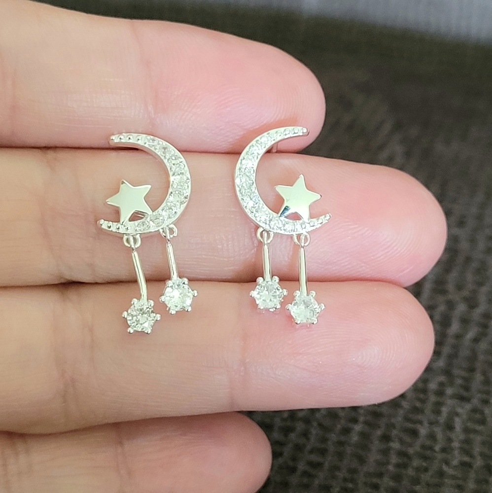 La Meno Silver🤍 Starling🌠 Earrings - Picture 9 of 15